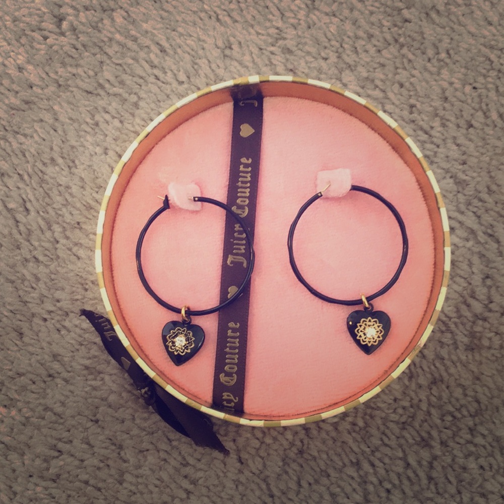 Never Worn Juicy Couture Earrings in Gift Box